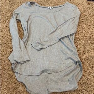 Long sleeve grey shirt